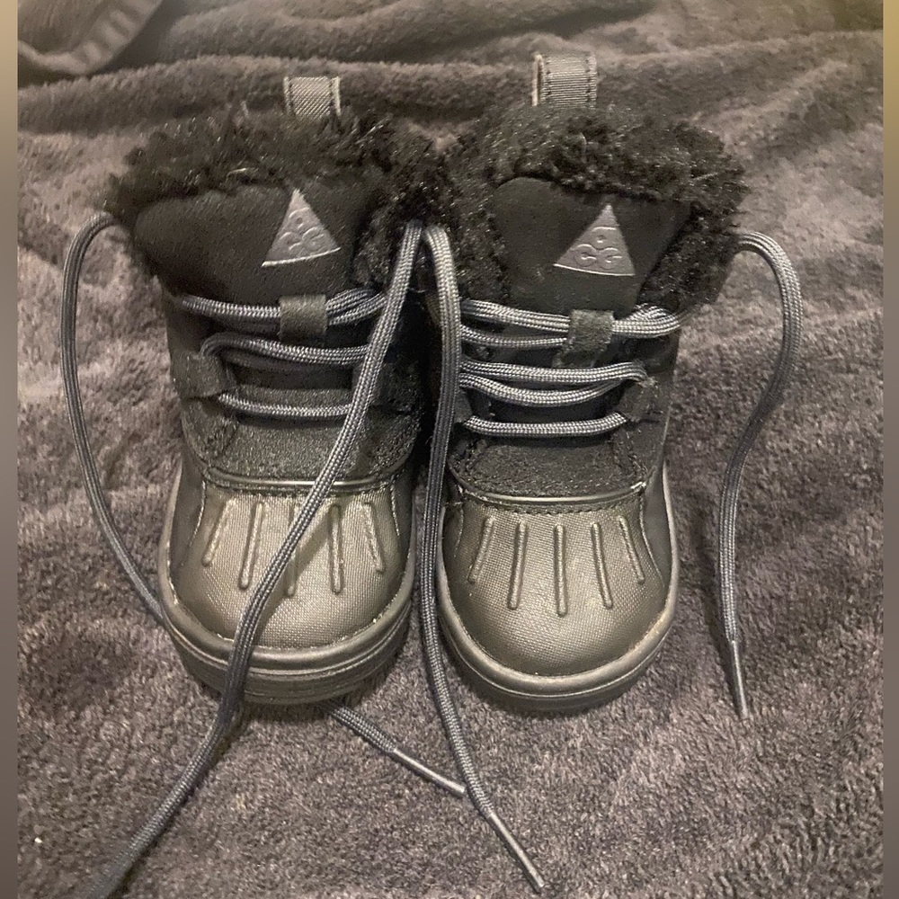 Nike ACG Boots 5C